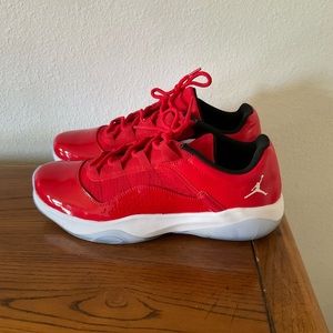 Jordan AJ 11 CMFT Low V2